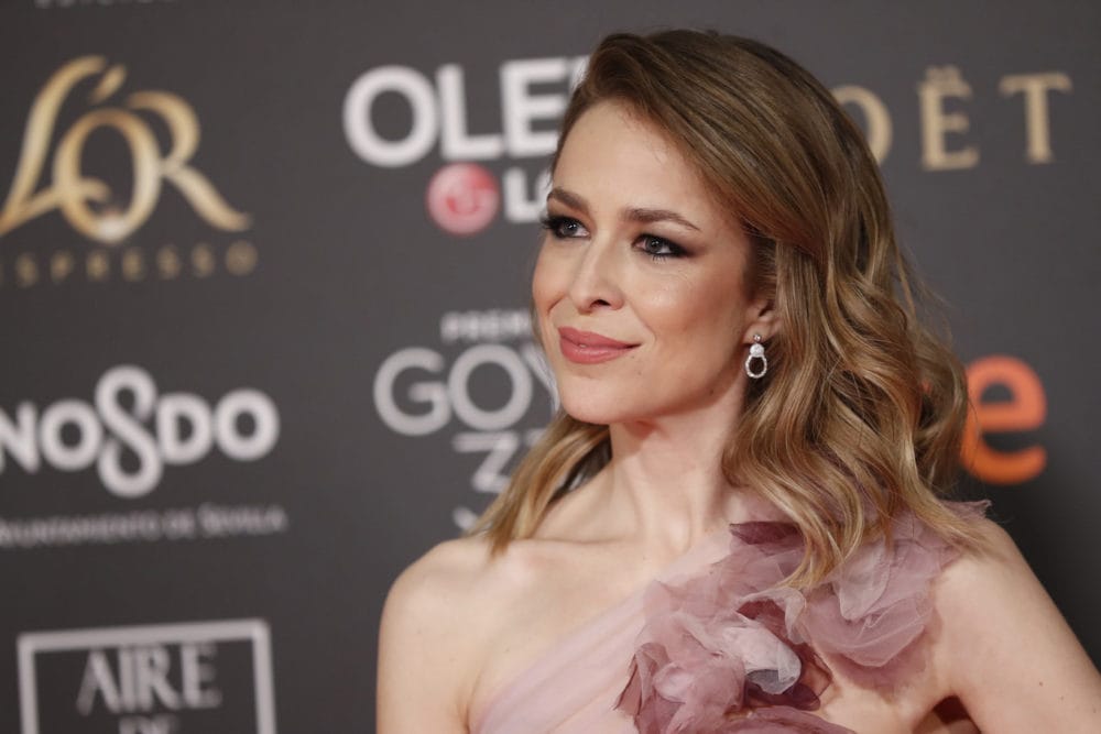 Silvia Abascal luce un maquillaje con productos Bobbi Brown en la gala de los Premios Goya 2019